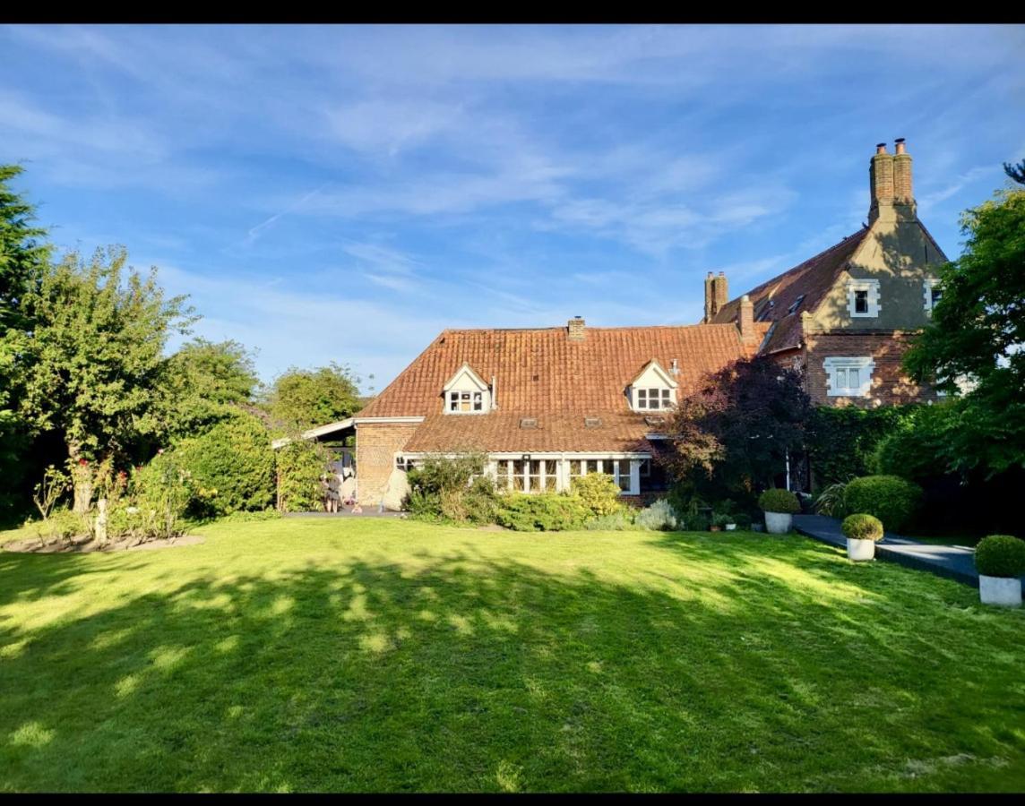Catton Old Hall NWI Exterior photo
